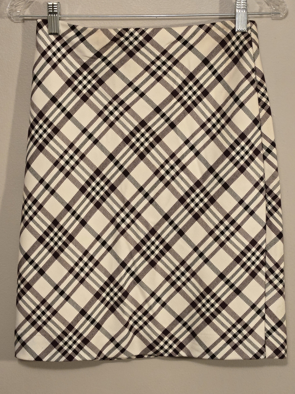 Express Plaid A-Line Skirt in Cream and Black